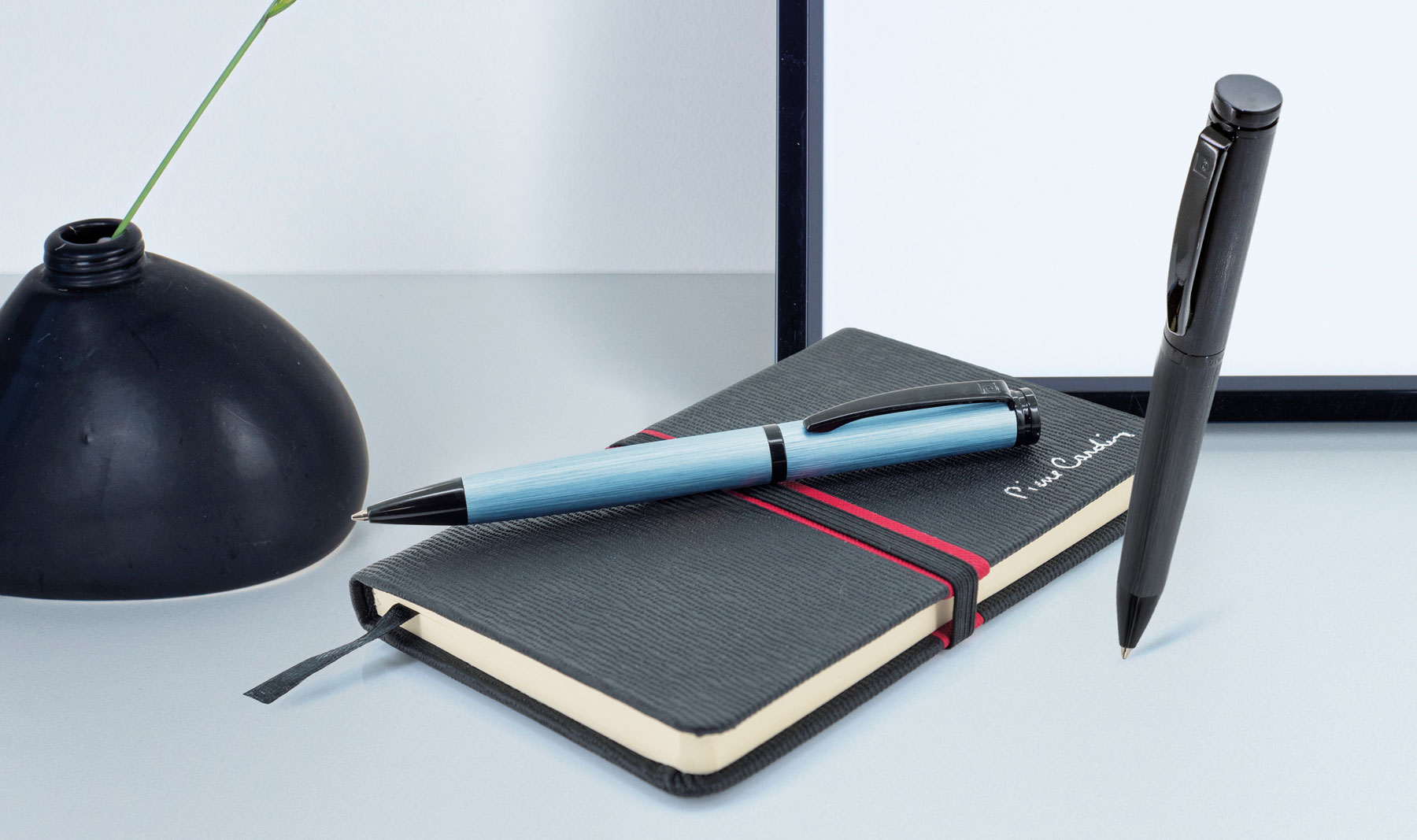 BOLIGRAFO PIERRE CARDIN 