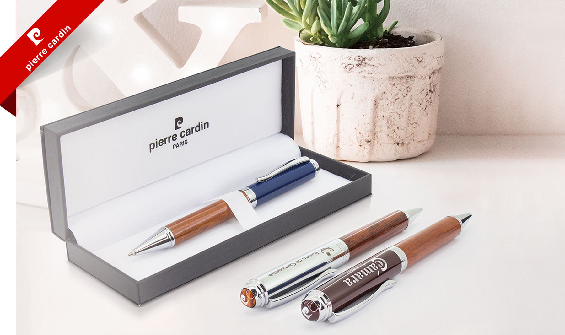 BOLÍGRAFO DE MADERA PIERRE CARDIN 