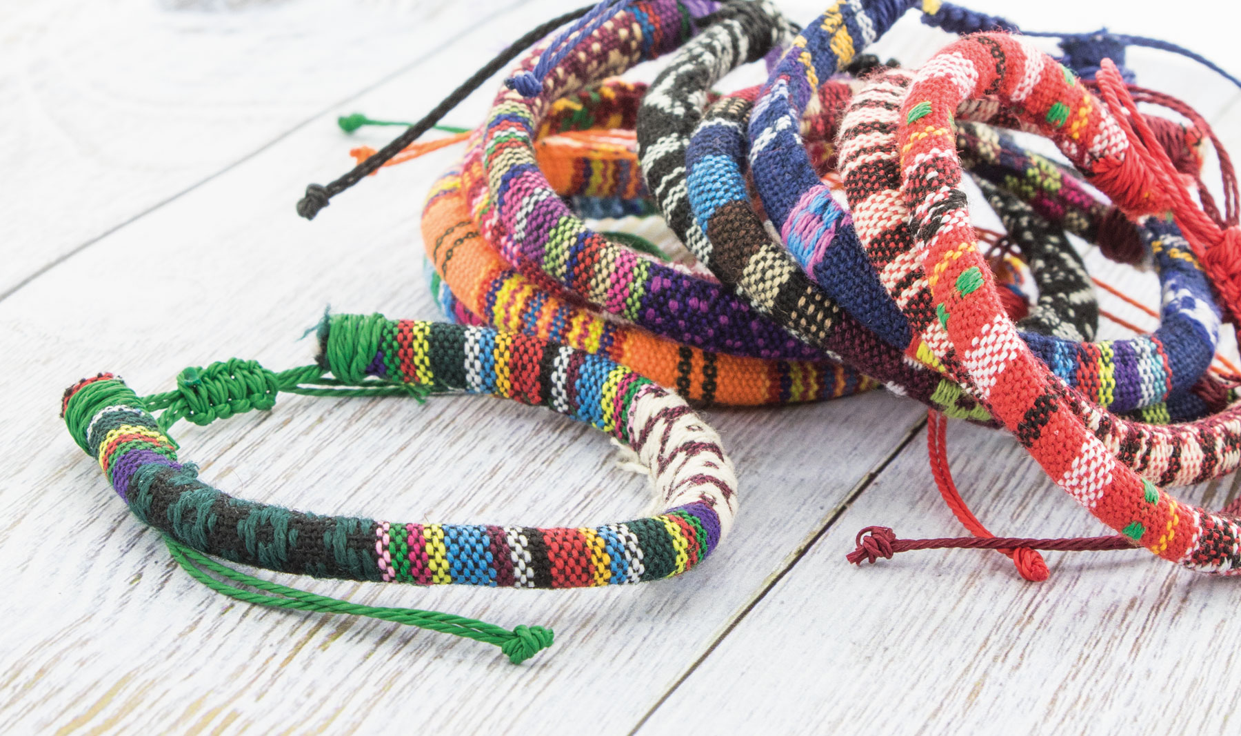 SET 10 PULSERAS "FRIENDSHIP"