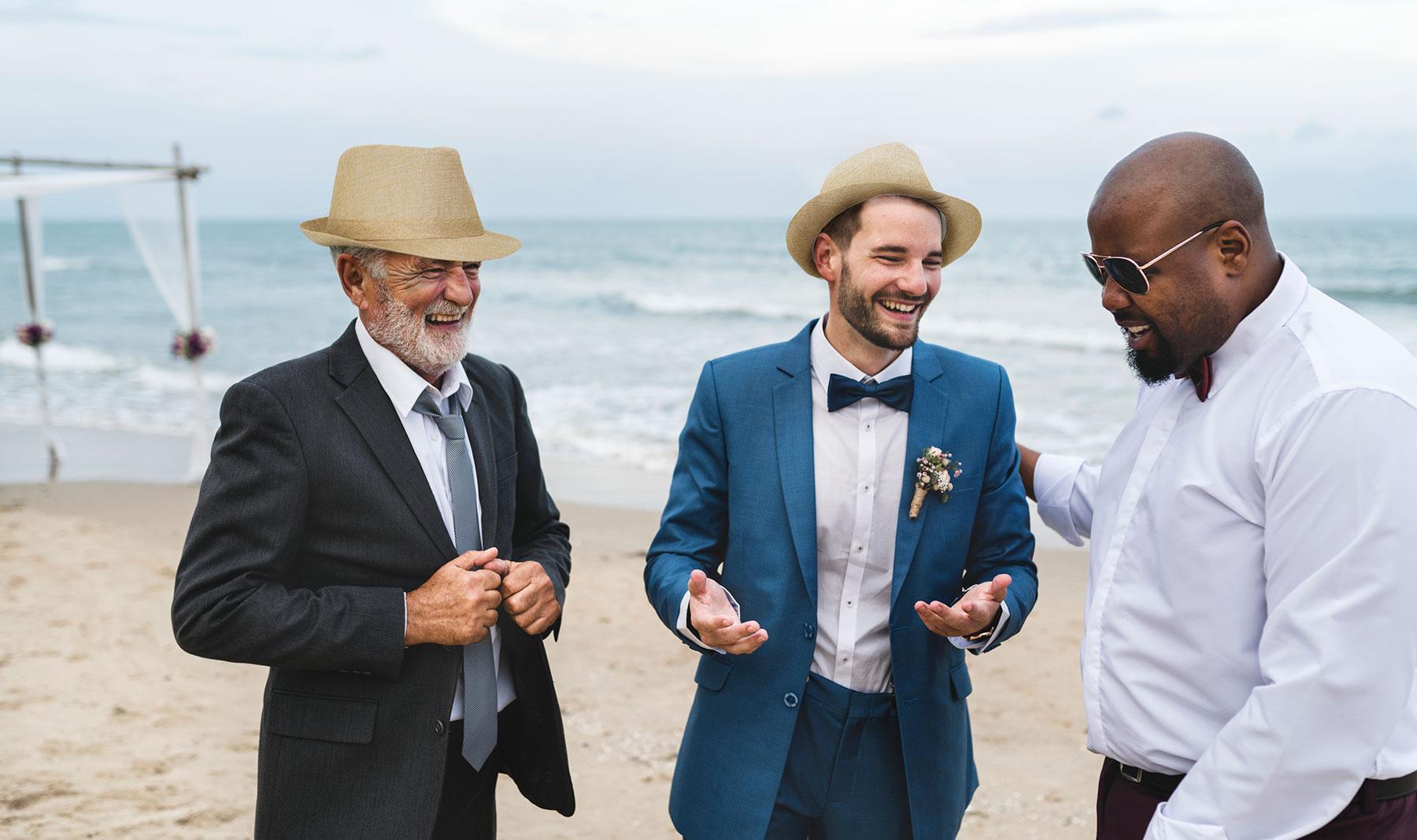 SOMBRERO DE INSPIRACIÓN NATURE "BODA"