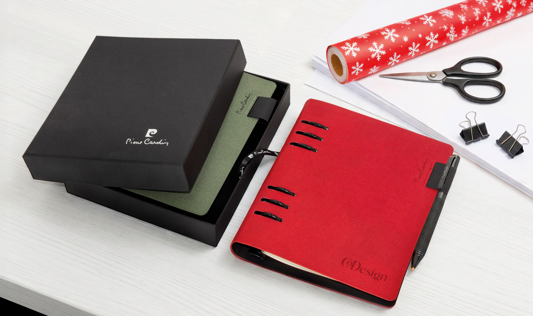 AGENDA PIERRE CARDIN 