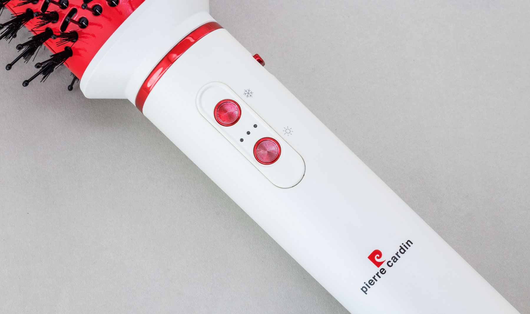 SECADOR IÓNICO BLDC 8 PIEZAS PIERRE CARDIN “MILANO”