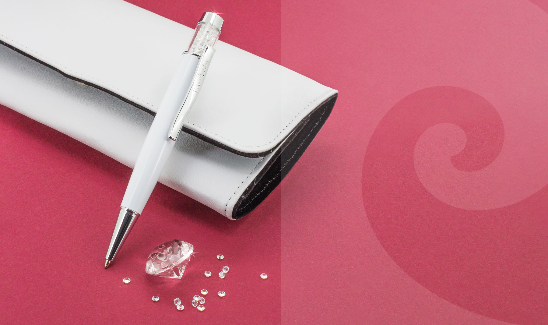 BOLIGRAFO JOYA CON ESTUCHE Y JOYERO PIERRE CARDIN