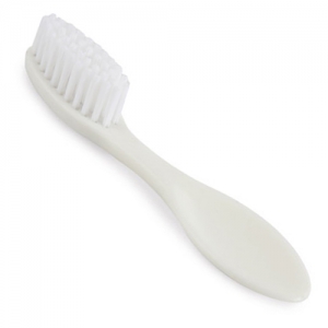 BASIC TRAVEL FOLDING BRUSH BASIC TRAVEL FOLDING BRUSH