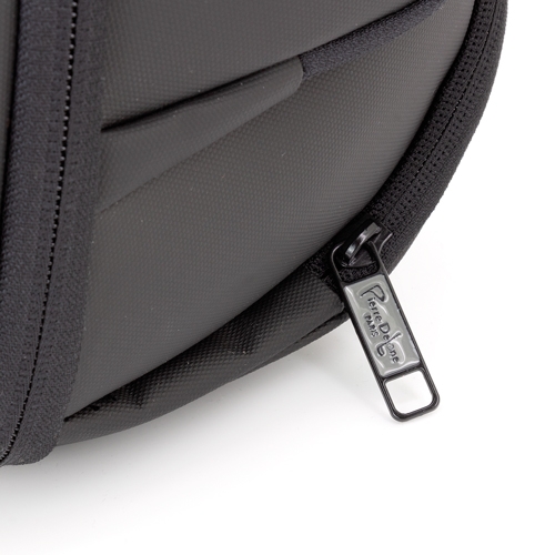 MOCHILA SEMIRIGIDA "HOFMAN"