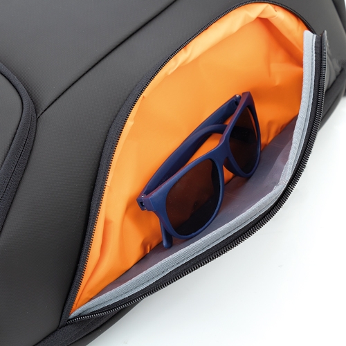 MOCHILA SEMIRIGIDA "HOFMAN"