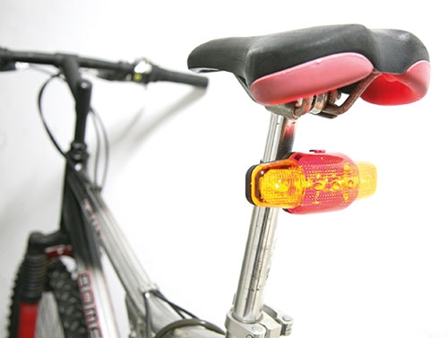 RETRO REFLECTOR