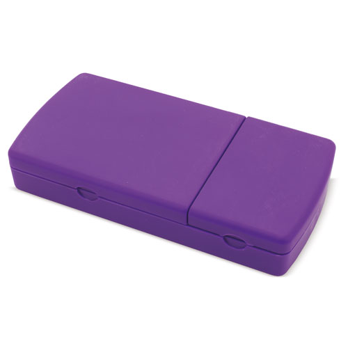 PILL BOX WITH CUTTER