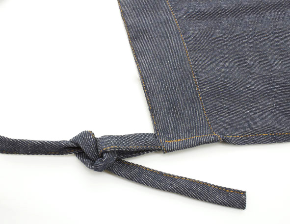 APRON JEANS 