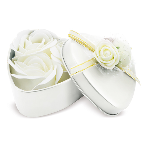 ROSES HEART CASE  WHITE